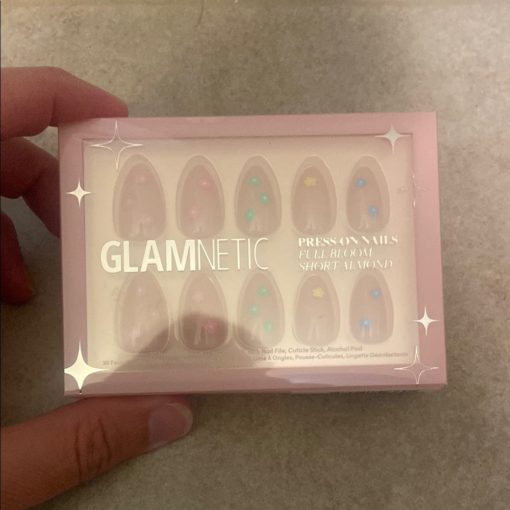 Glamnetic press on nails